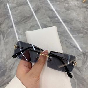 Women’s and men’s sunglasses